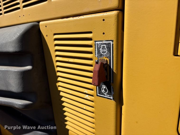 image for item ET7281 2006 Caterpillar 140H motor grader