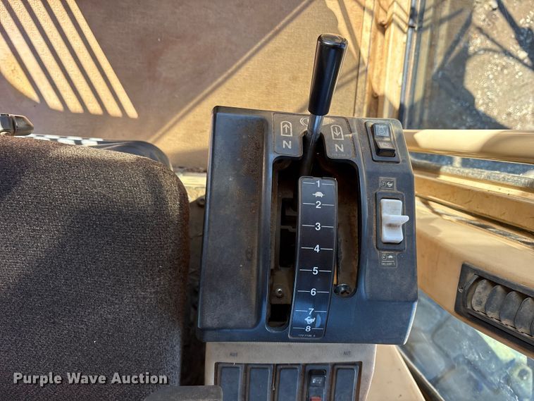 image for item ET7281 2006 Caterpillar 140H motor grader