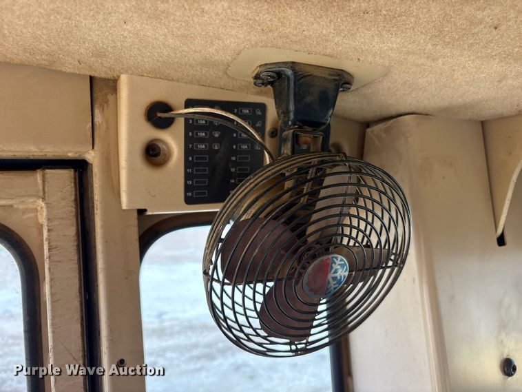 image for item ET7281 2006 Caterpillar 140H motor grader