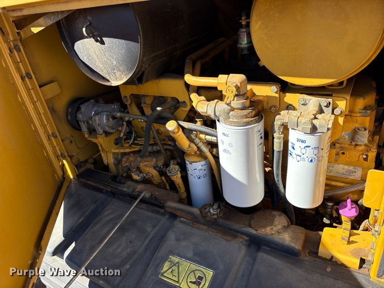 image for item ET7281 2006 Caterpillar 140H motor grader