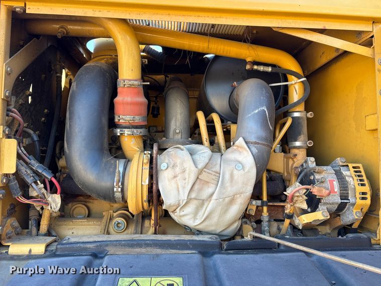 image for item ET7281 2006 Caterpillar 140H motor grader