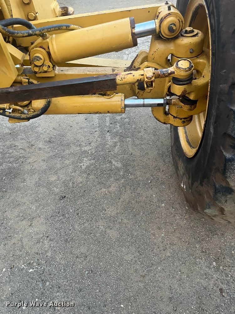 image for item ET7281 2006 Caterpillar 140H motor grader