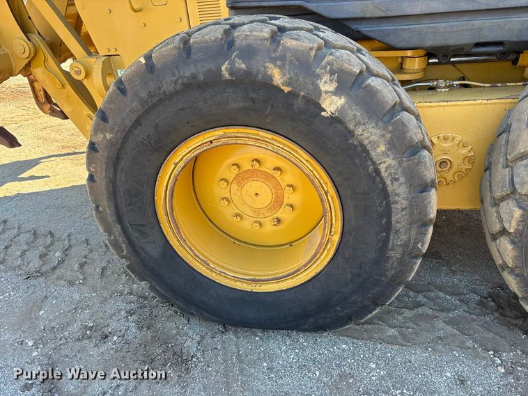 image for item ET7281 2006 Caterpillar 140H motor grader