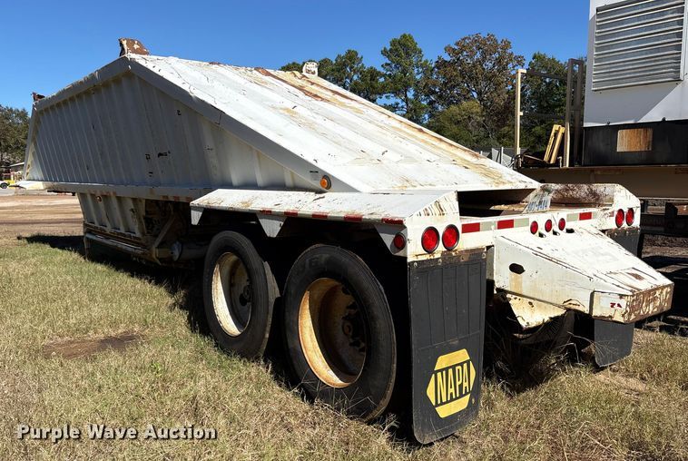 image for item ET7282 2007 CPS Manac SBD-240 bottom dump trailer