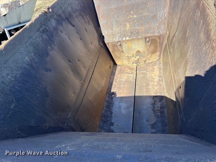 image for item ET7282 2007 CPS Manac SBD-240 bottom dump trailer