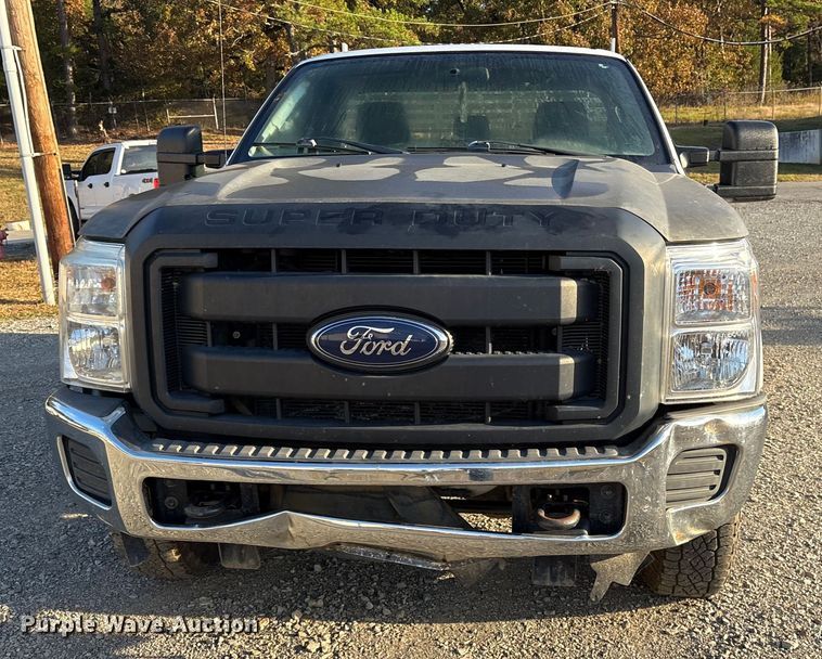 image for item ET7300 2016 Ford F250 Super Duty pickup truck