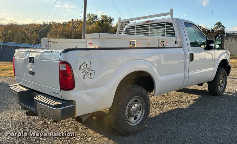 image for item ET7300 2016 Ford F250 Super Duty pickup truck