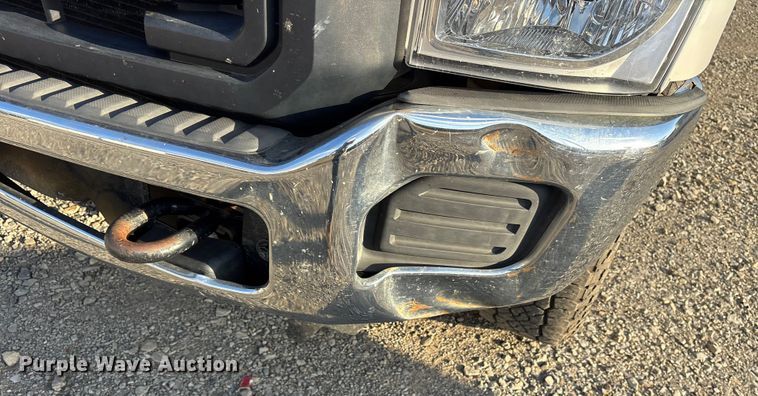 image for item ET7300 2016 Ford F250 Super Duty pickup truck