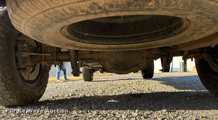 image for item ET7300 2016 Ford F250 Super Duty pickup truck