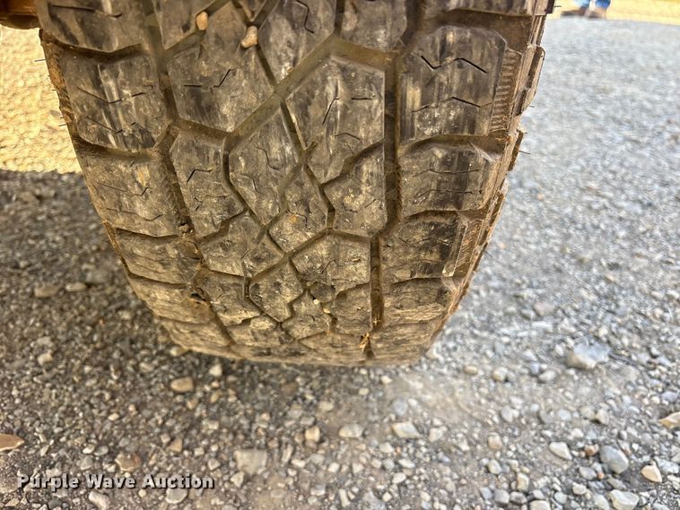 image for item ET7300 2016 Ford F250 Super Duty pickup truck