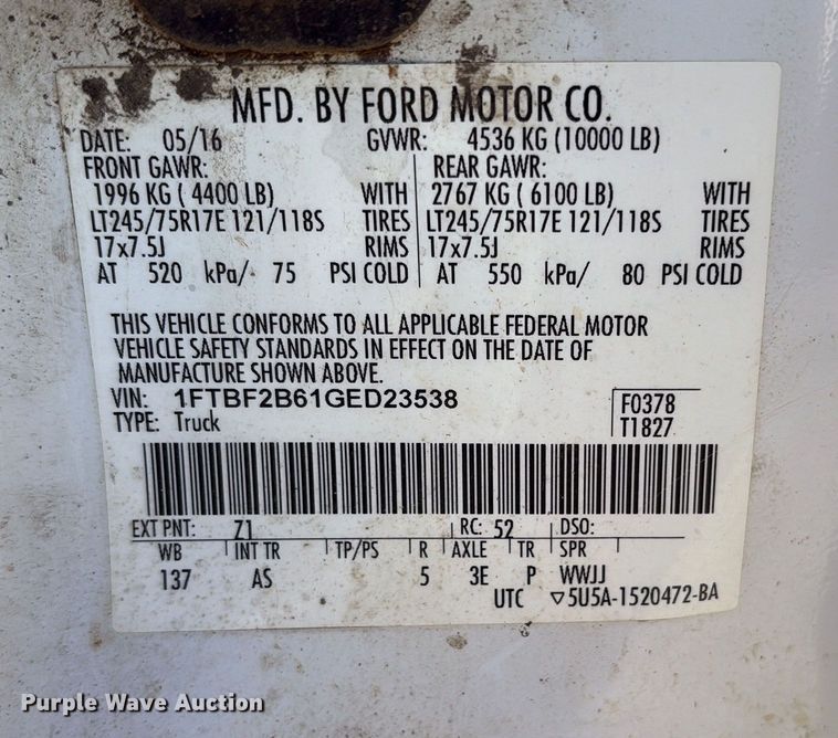 image for item ET7300 2016 Ford F250 Super Duty pickup truck