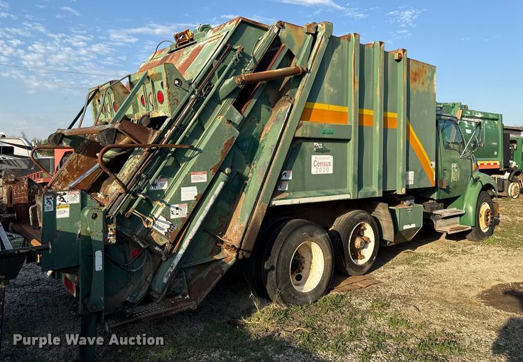 image for item EU5127 2005 Sterling Acterra refuse truck