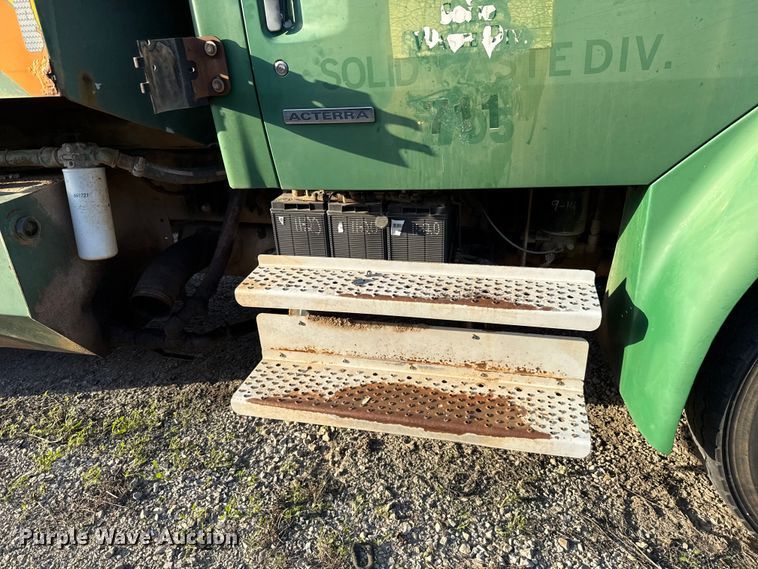 image for item EU5127 2005 Sterling Acterra refuse truck