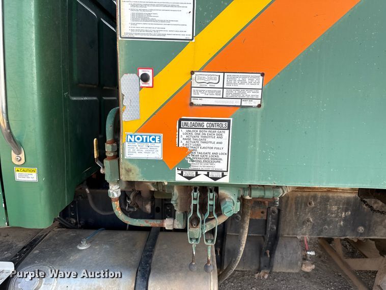 image for item EU5127 2005 Sterling Acterra refuse truck