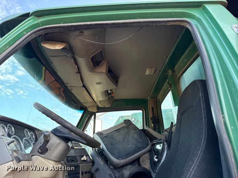 image for item EU5127 2005 Sterling Acterra refuse truck