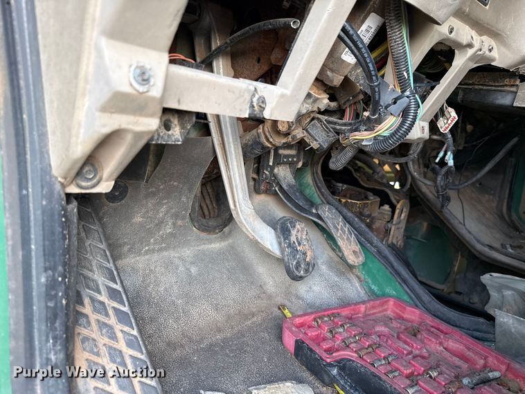 image for item EU5127 2005 Sterling Acterra refuse truck