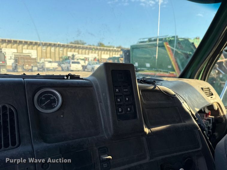 image for item EU5127 2005 Sterling Acterra refuse truck