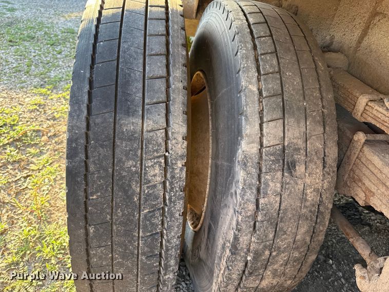 image for item EU5127 2005 Sterling Acterra refuse truck