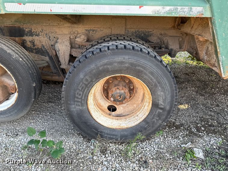 image for item EU5127 2005 Sterling Acterra refuse truck