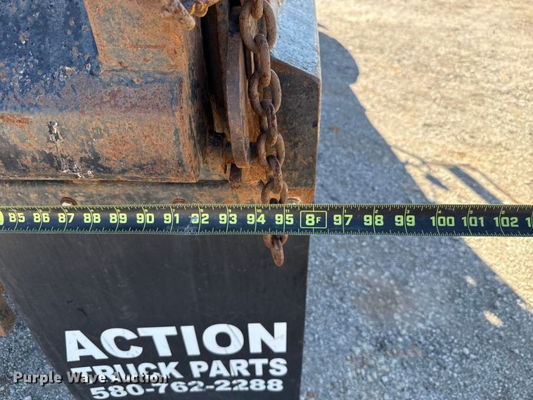 image for item EU5128 1993 International 4700 dump truck