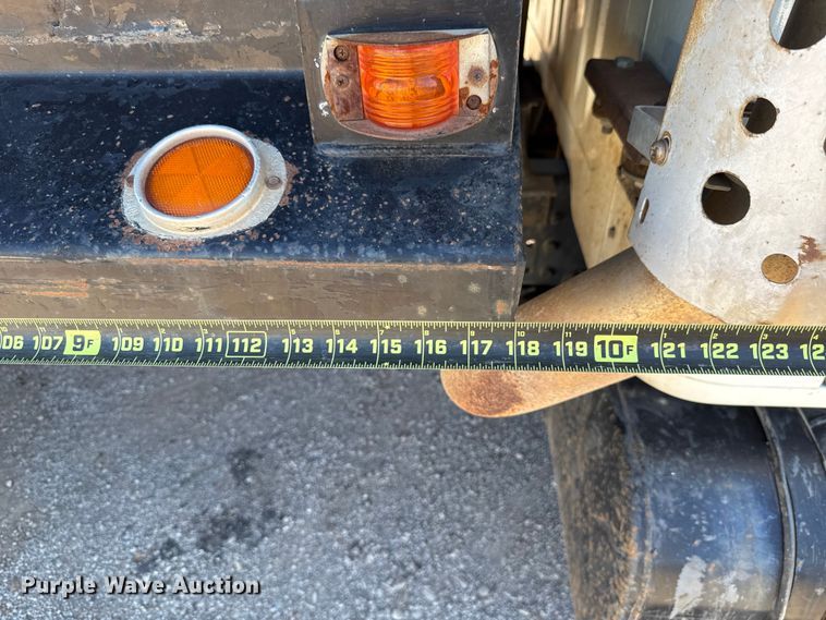 image for item EU5128 1993 International 4700 dump truck