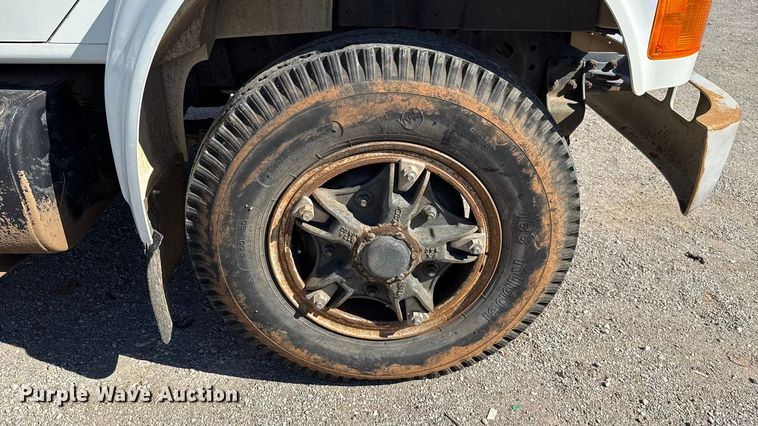 image for item EU5128 1993 International 4700 dump truck