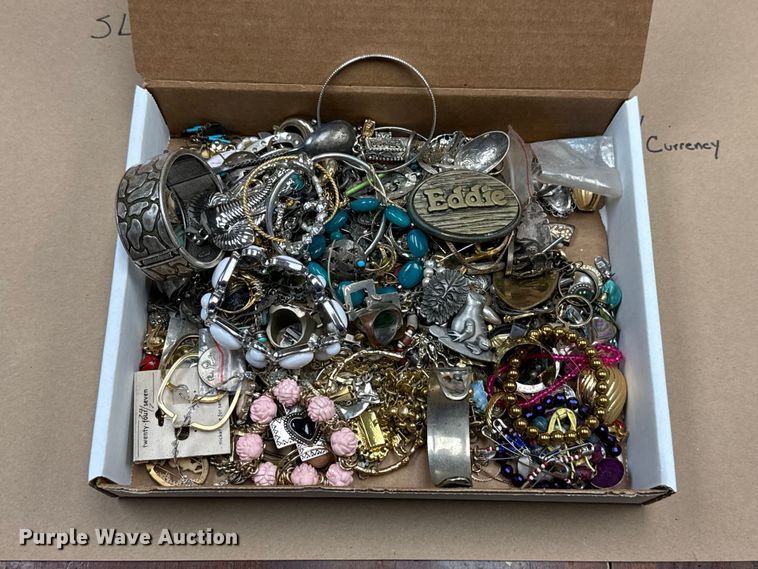 image for item EU5378 Jewelry