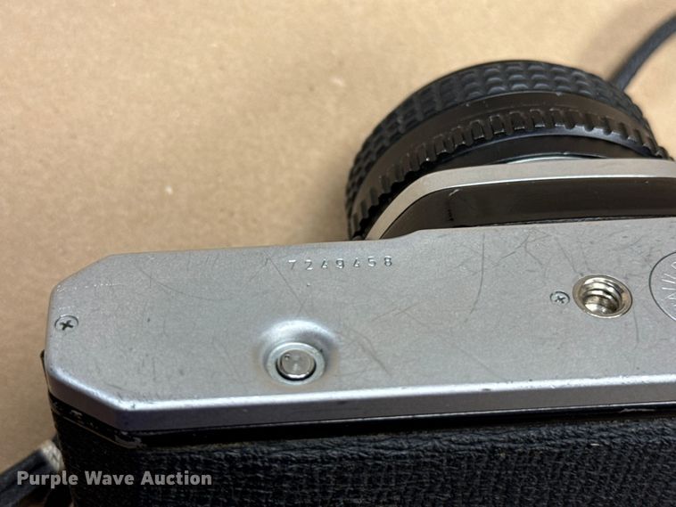 image for item EU5381 (2) cameras