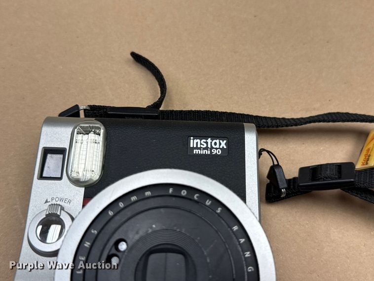 image for item EU5381 (2) cameras