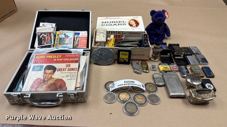 image for item EU5382 Sports cards