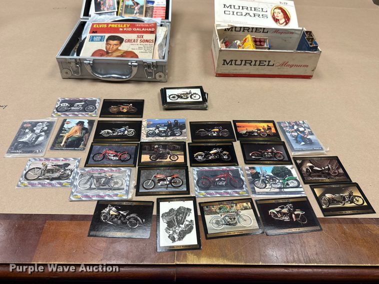 image for item EU5382 Sports cards