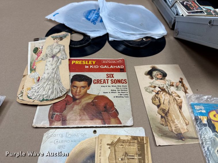 image for item EU5382 Sports cards