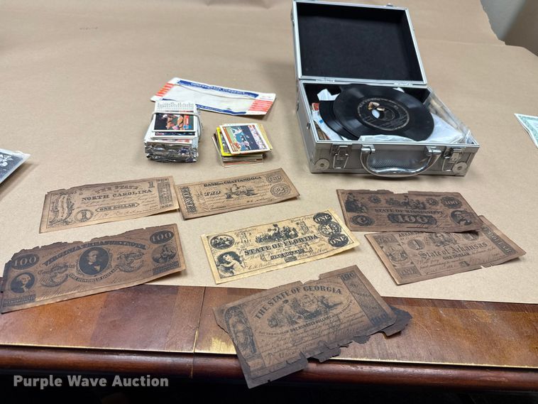 image for item EU5382 Sports cards