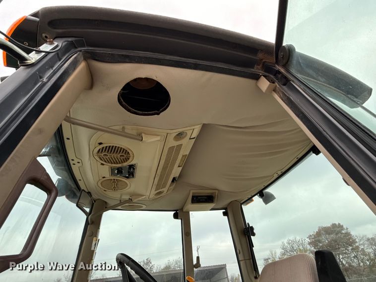 image for item EU5409 2003 John Deere 6415 tractor