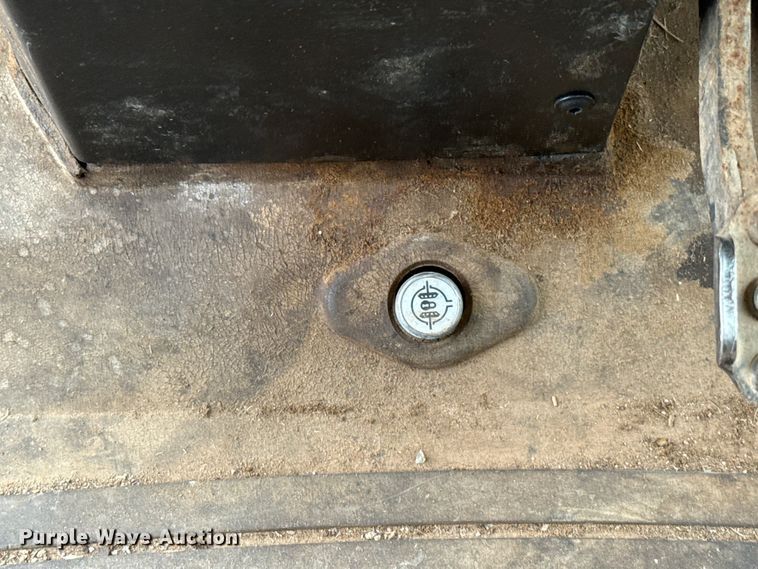 image for item EU5409 2003 John Deere 6415 tractor