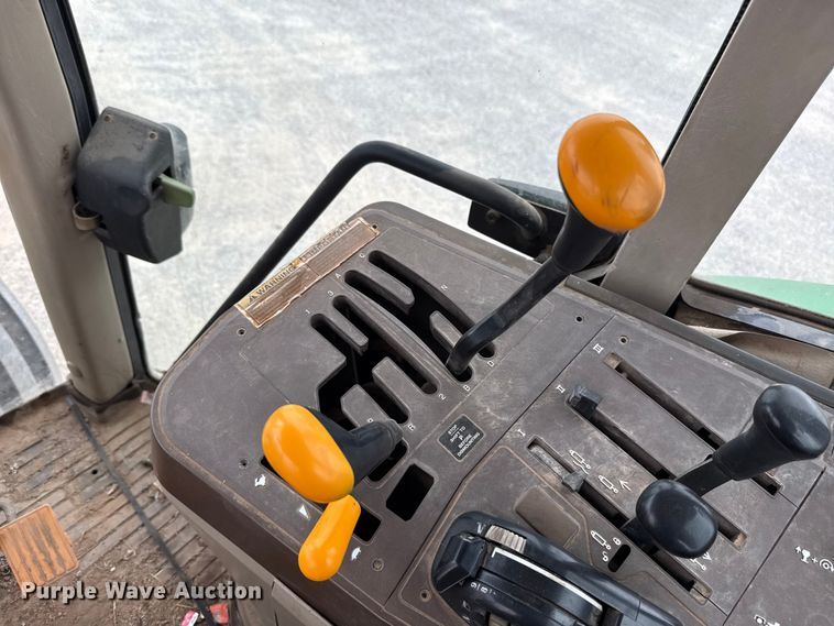 image for item EU5409 2003 John Deere 6415 tractor