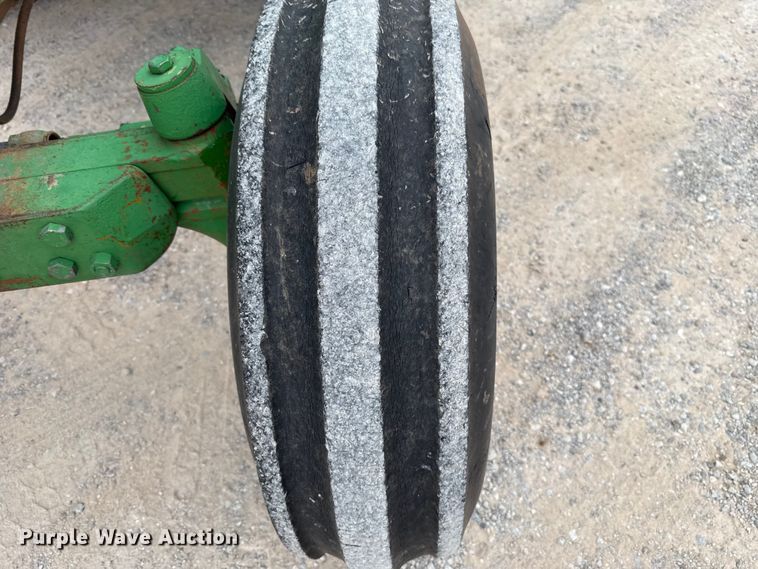 image for item EU5409 2003 John Deere 6415 tractor