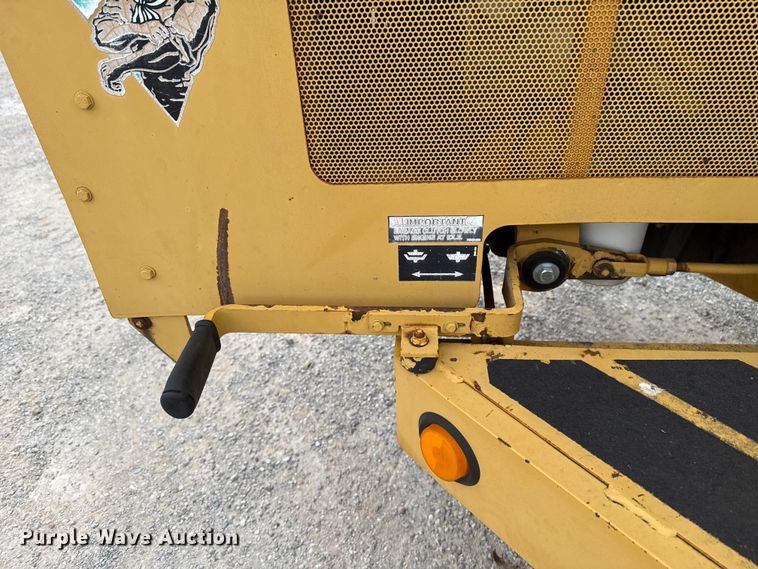 image for item EU5410 2000 Vermeer BC1250A wood chipper