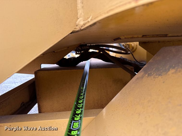 image for item EU5410 2000 Vermeer BC1250A wood chipper