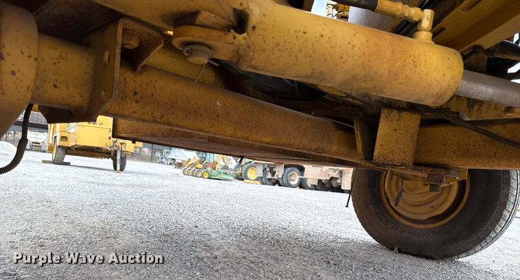 image for item EU5410 2000 Vermeer BC1250A wood chipper