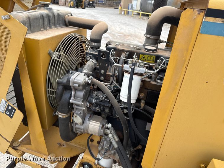 image for item EU5410 2000 Vermeer BC1250A wood chipper