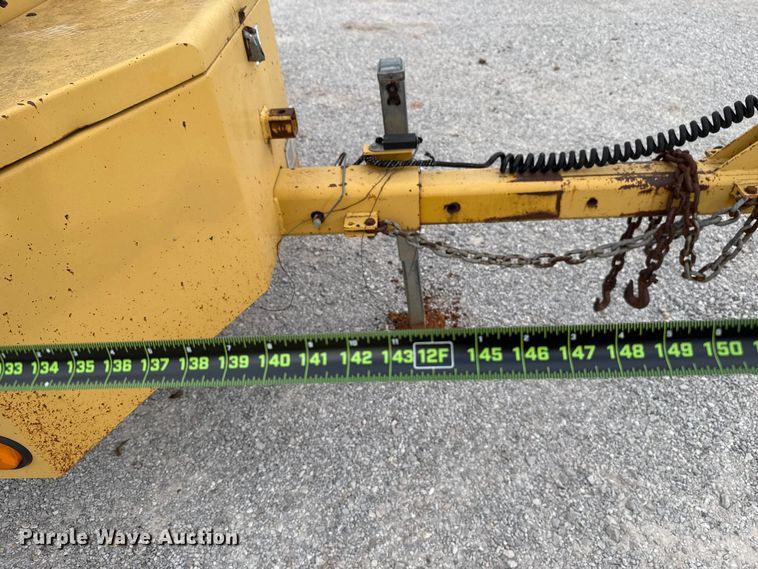 image for item EU5411 2001 Vermeer BC1800A wood chipper