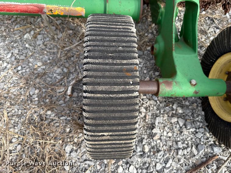 image for item EU5414 John Deere CX15 batwing rotary mower