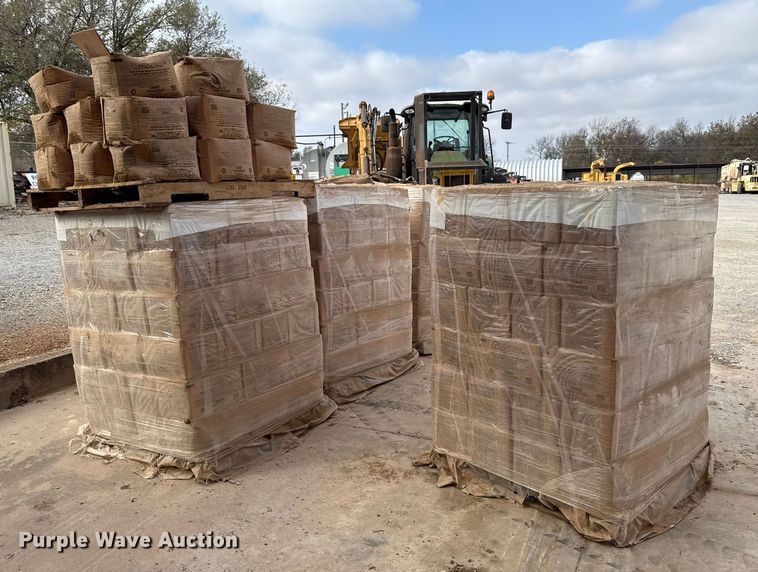 image for item EU5417 Crafco hot-applied modified asphalt sealant