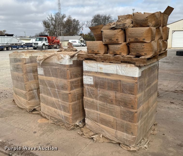 image for item EU5417 Crafco hot-applied modified asphalt sealant