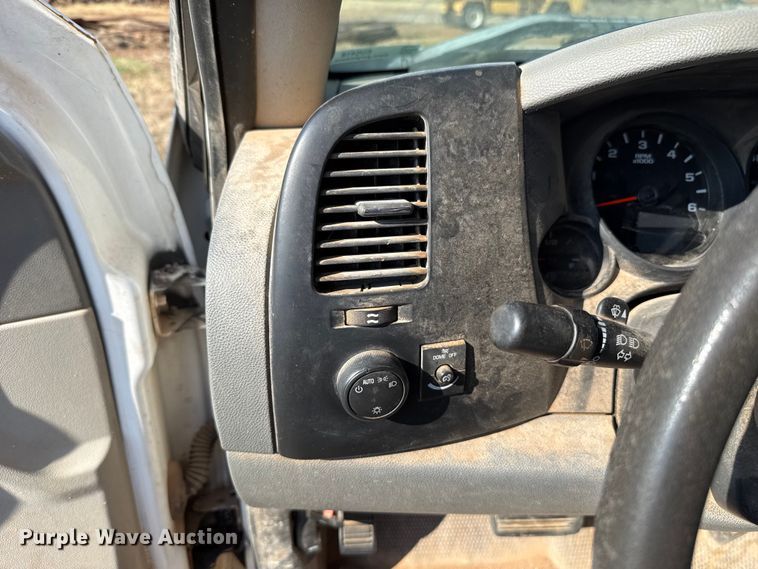 image for item EU5418 2008 Chevrolet Silverado 1500 pickup truck