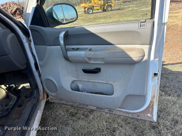 image for item EU5418 2008 Chevrolet Silverado 1500 pickup truck