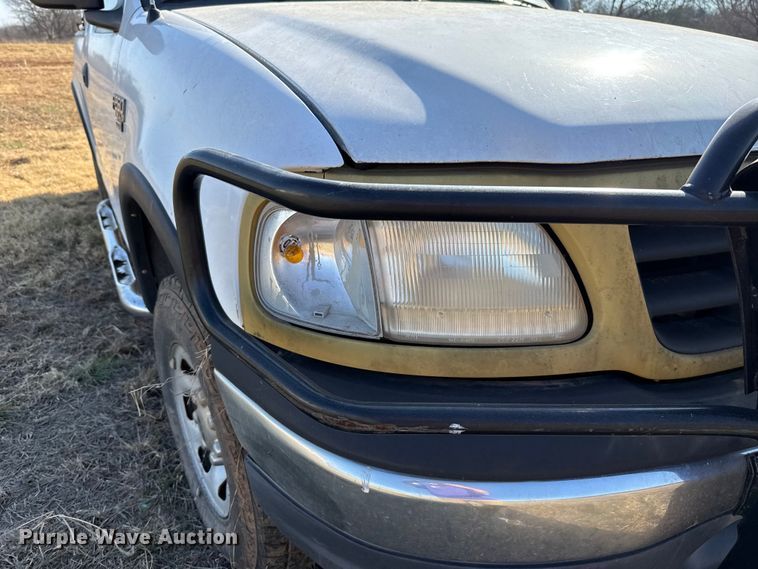 image for item EU5419 1999 Ford F250 SuperCab pickup truck