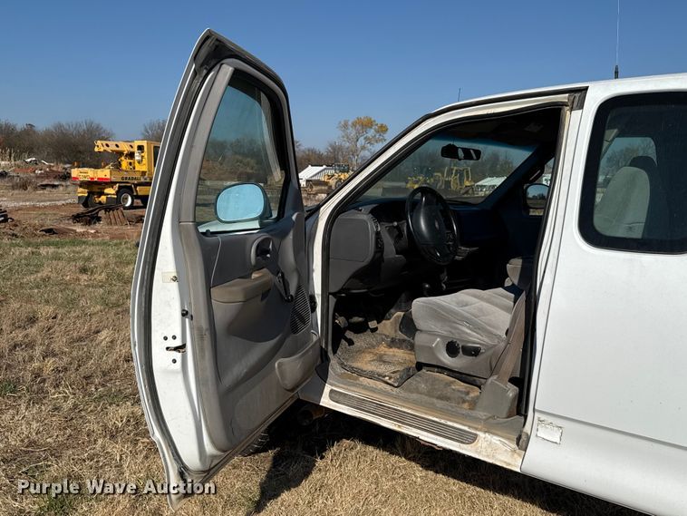 image for item EU5419 1999 Ford F250 SuperCab pickup truck