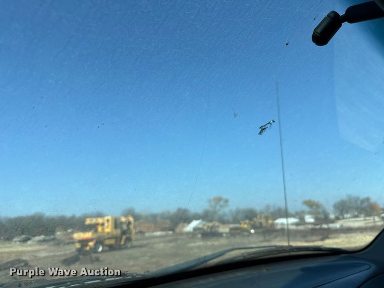 image for item EU5419 1999 Ford F250 SuperCab pickup truck